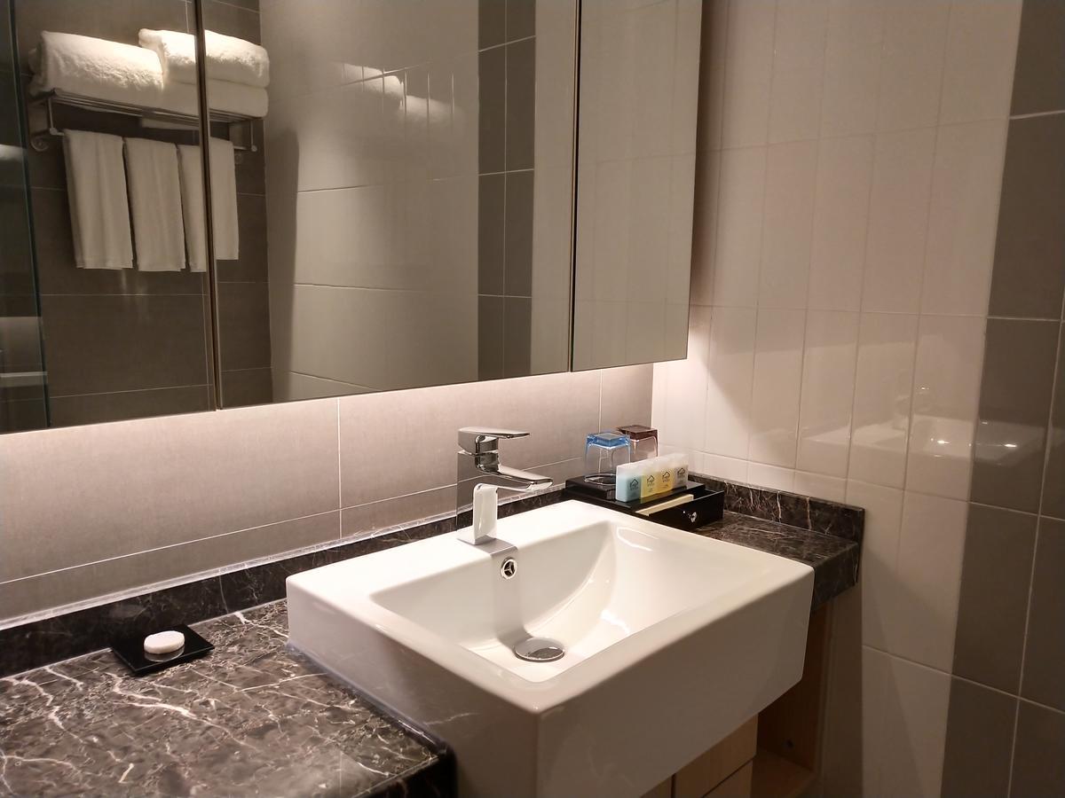 Shanghai Rongju Hotel Lujiazui Hotel Екстер'єр фото