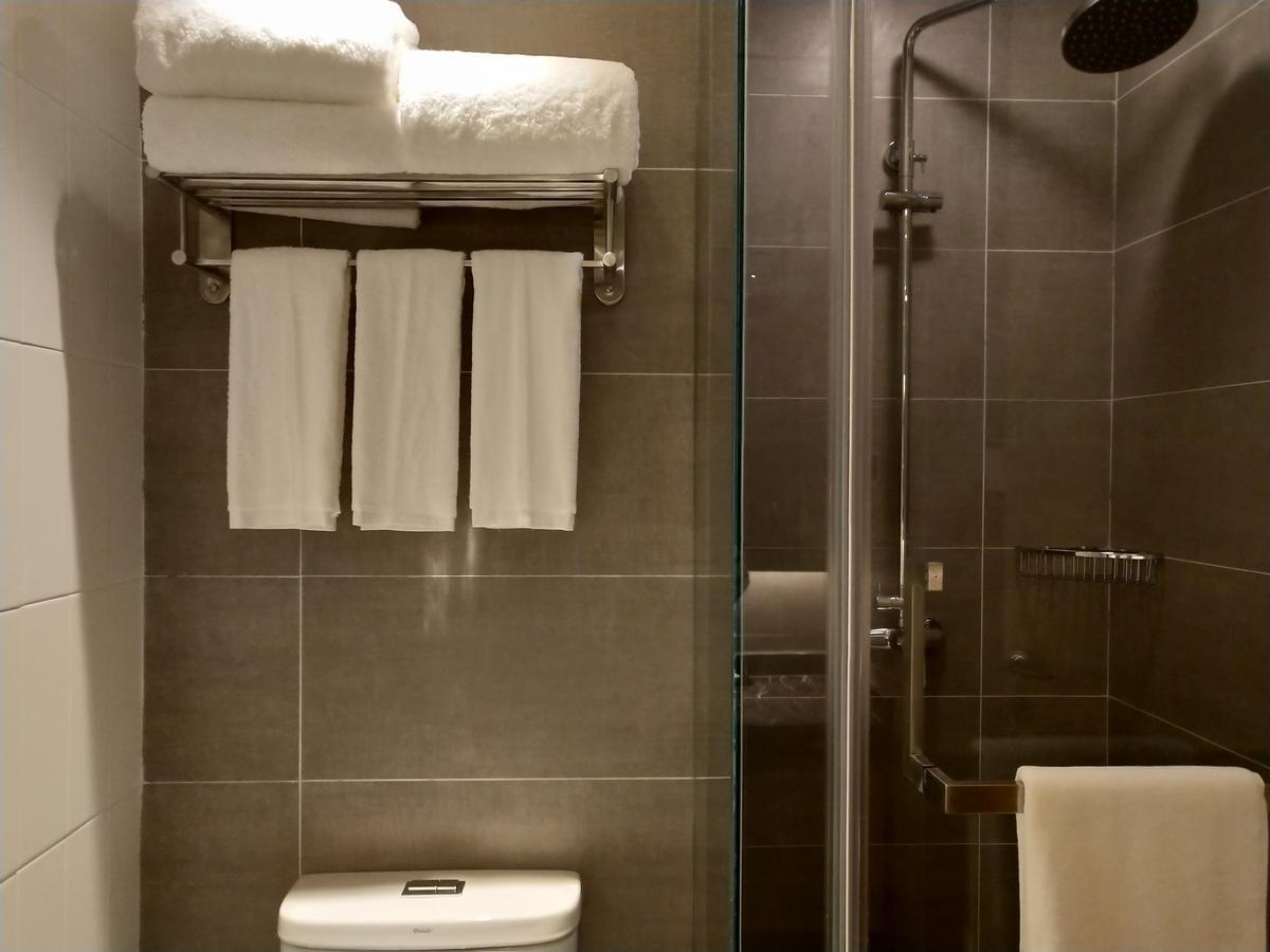 Shanghai Rongju Hotel Lujiazui Hotel Екстер'єр фото