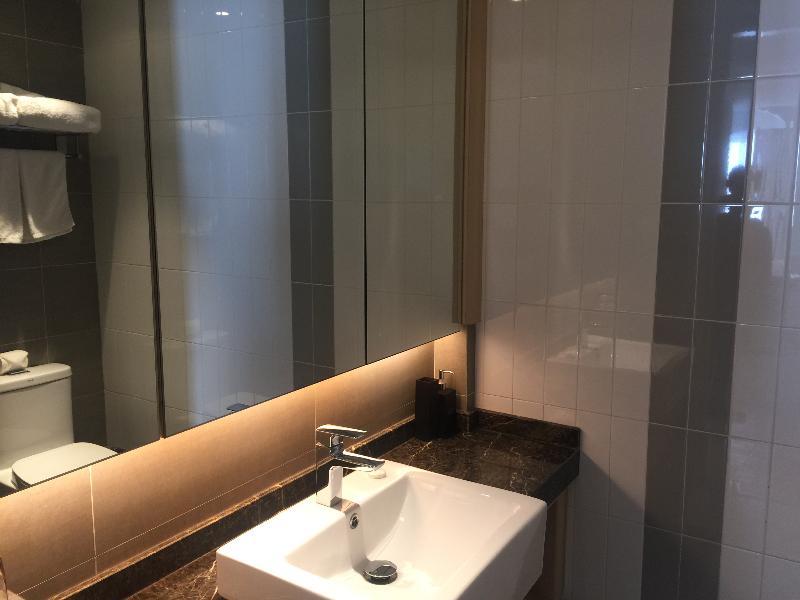 Shanghai Rongju Hotel Lujiazui Hotel Екстер'єр фото
